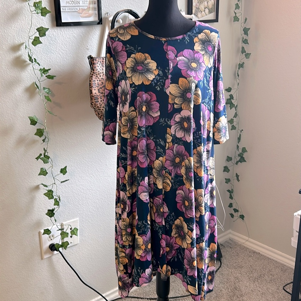 Her Clothing Asymmetrical Midi Floral Dress NWOT